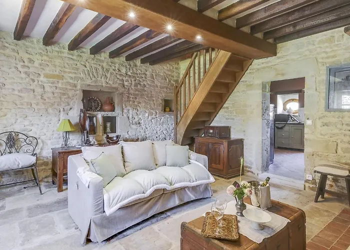 Burgundian Farmhouse In Talon With Fireplace